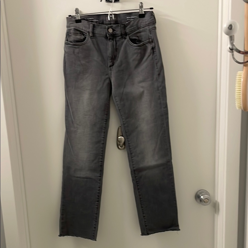 DL1961 Mara Instasculpt raw hem ankle straight leg in overcast raw. Never worn